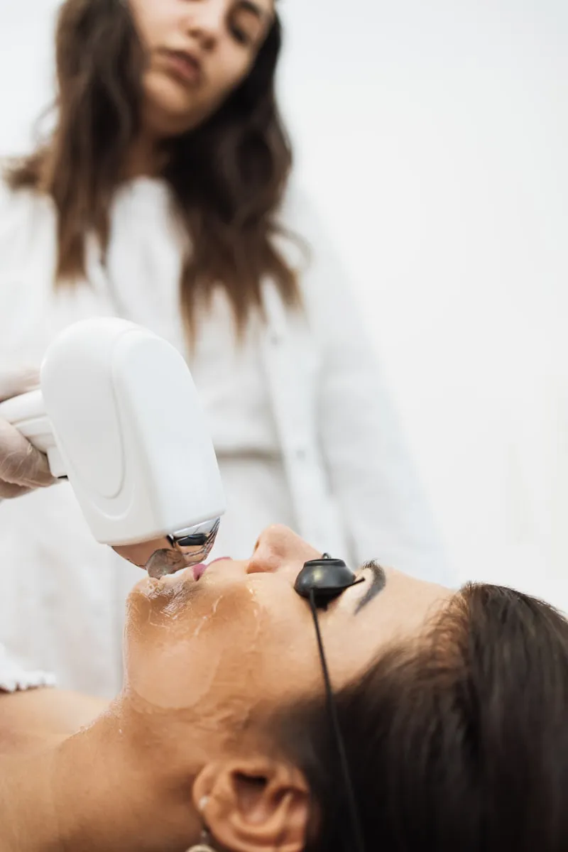 Laser skin treatment procedure